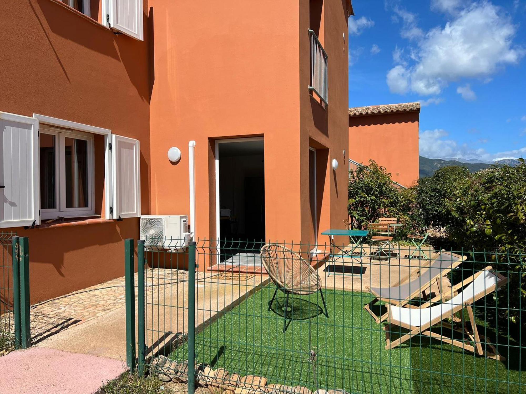 Residence Hoteliere Les Hameaux De Saint Cyprien Appartement 35 M2 1 Chambre Lecci Luaran gambar