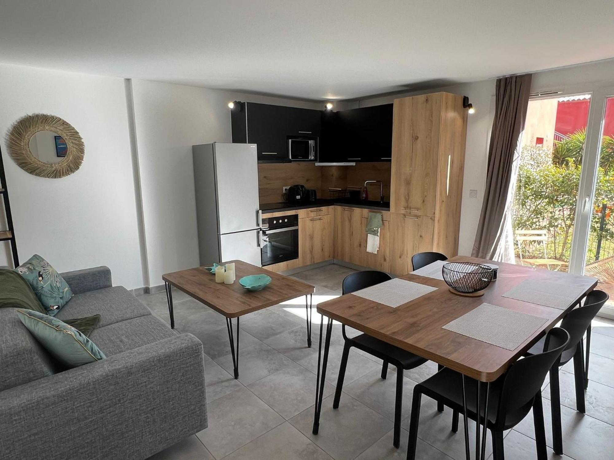 Residence Hoteliere Les Hameaux De Saint Cyprien Appartement 35 M2 1 Chambre Lecci Luaran gambar