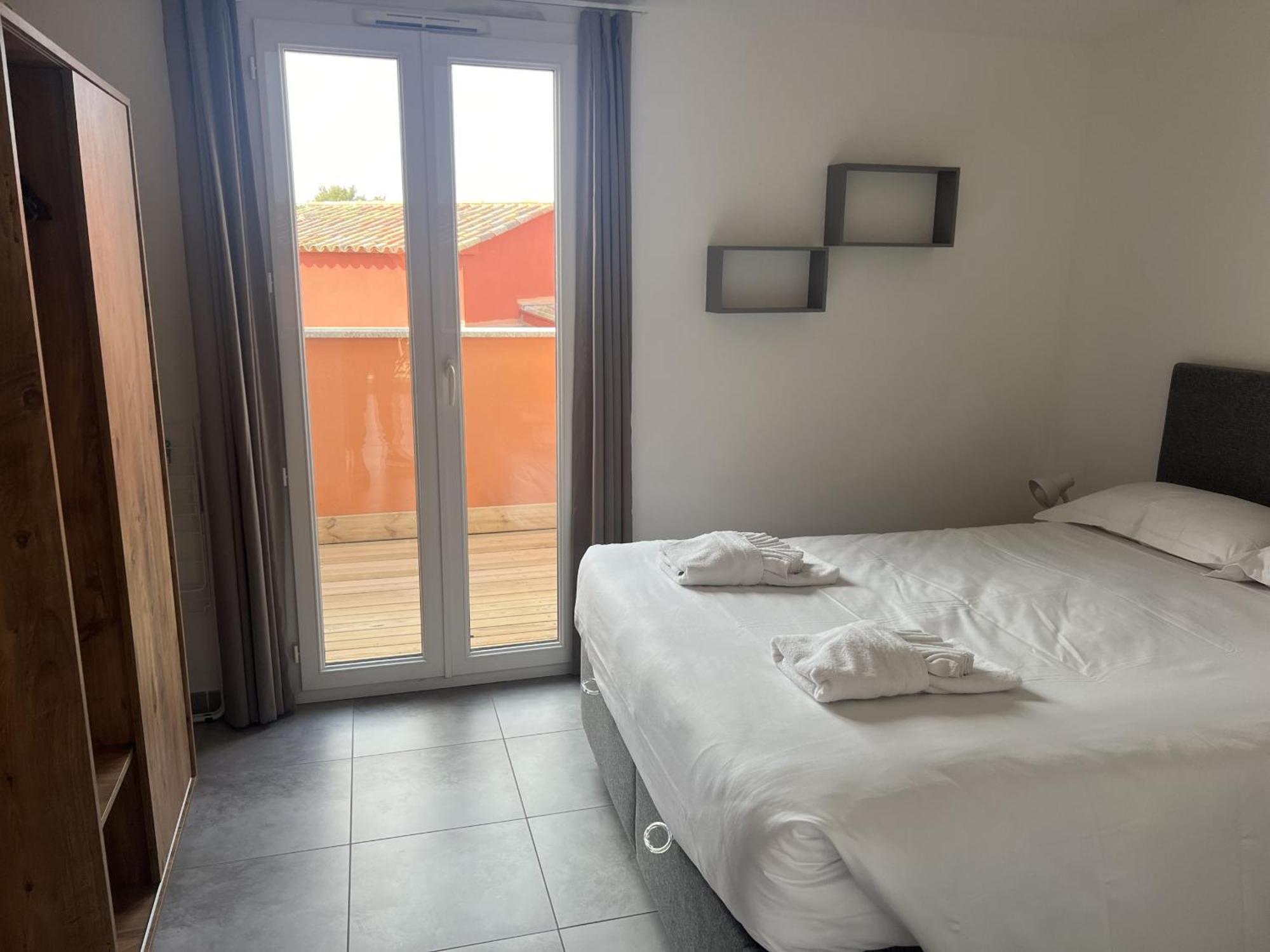 Residence Hoteliere Les Hameaux De Saint Cyprien Appartement 35 M2 1 Chambre Lecci Luaran gambar