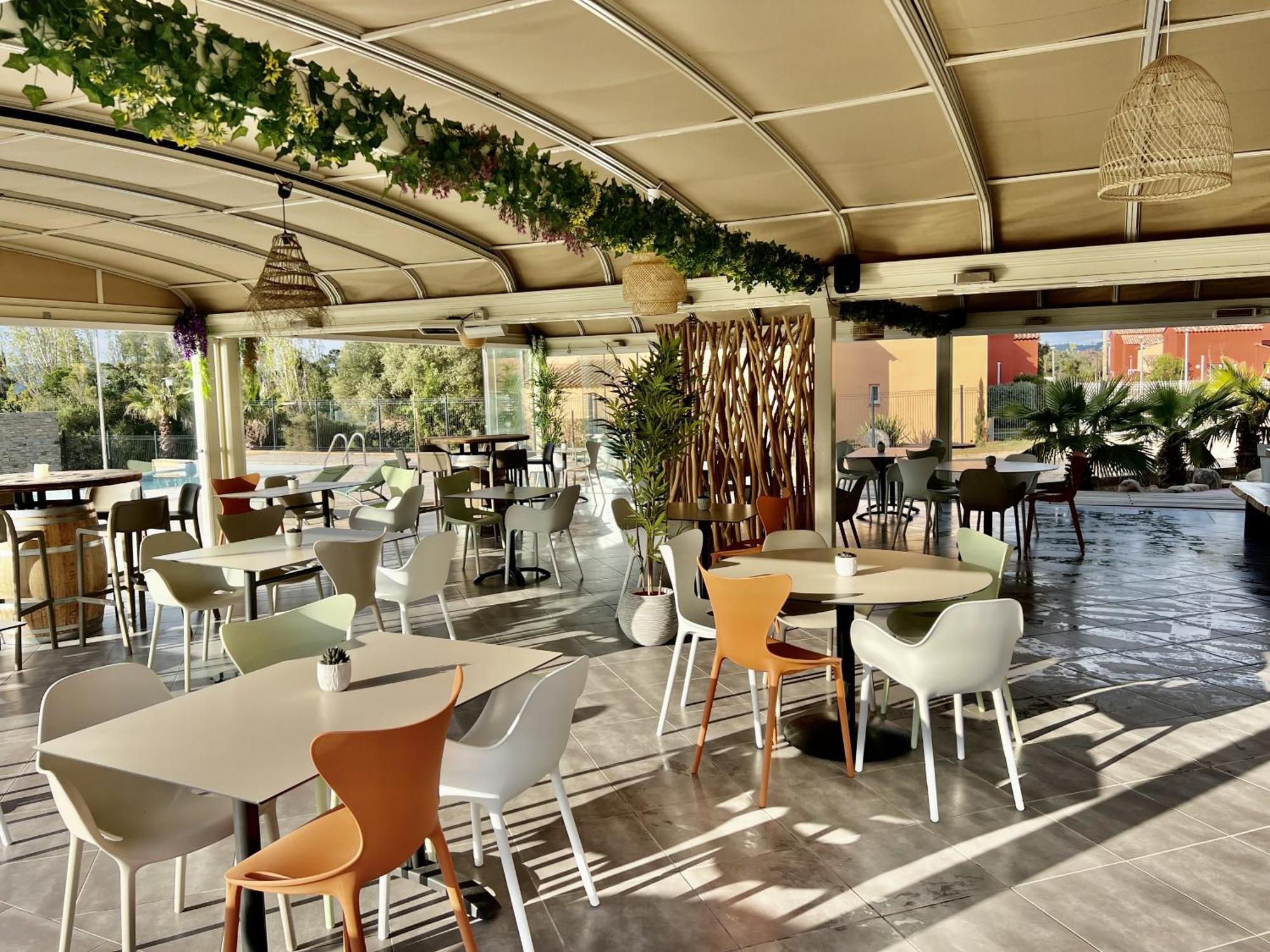 Residence Hoteliere Les Hameaux De Saint Cyprien Appartement 35 M2 1 Chambre Lecci Luaran gambar